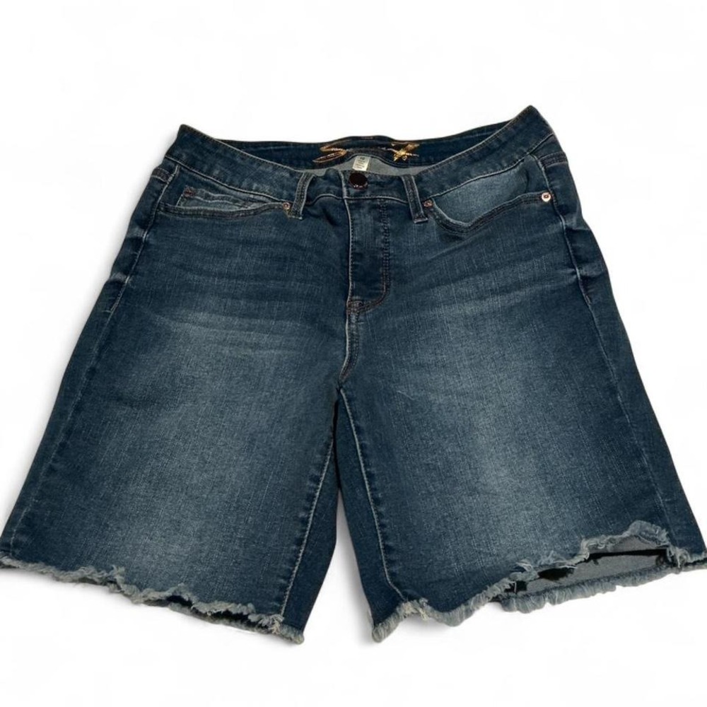 Seven7 Sunset Bermuda Denim Baggy Shorts Women 10 Blue Excellent Raw Hem Stretch